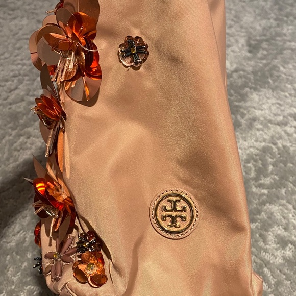 Tory Burch Flower Cluster Tote. Never used. NWT. - Picture 5 of 6